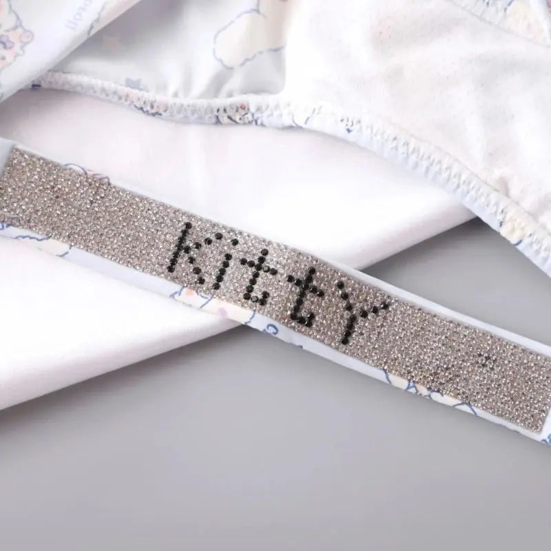 Kawaii Tanga Damen – Hello Kitty Anime Panties mit Strass - Erofantasy